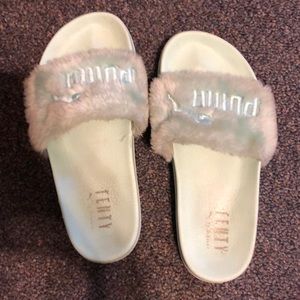 Puma fenty fur slides